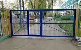 Откатные ворота с 3d сеткой